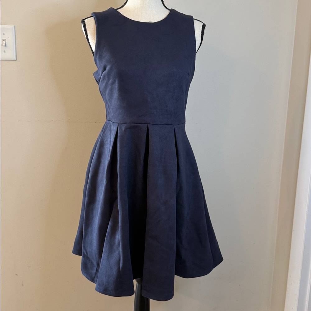 Jessy B Navy blue feminine midi dress cross back straps pleated swing skirt SZ M